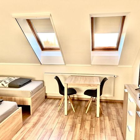 Matyas Vendeghaz 3 Rooms Apartment Kópháza Exteriör bild